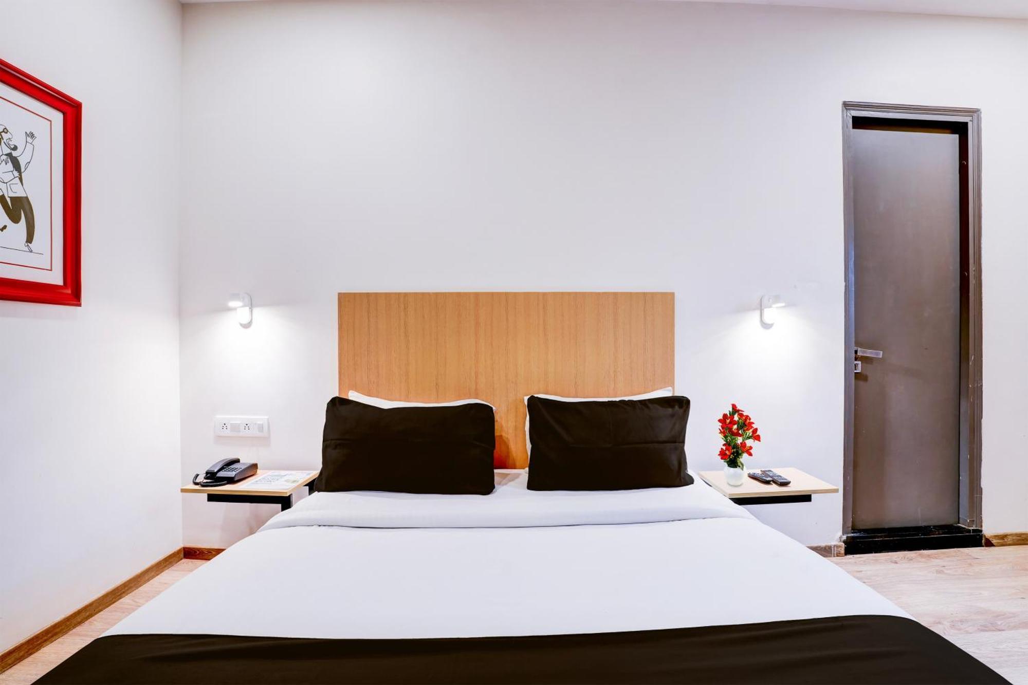 Super Townhouse Ulsoor Near Halasuru Metro Station Bangalore Eksteriør billede