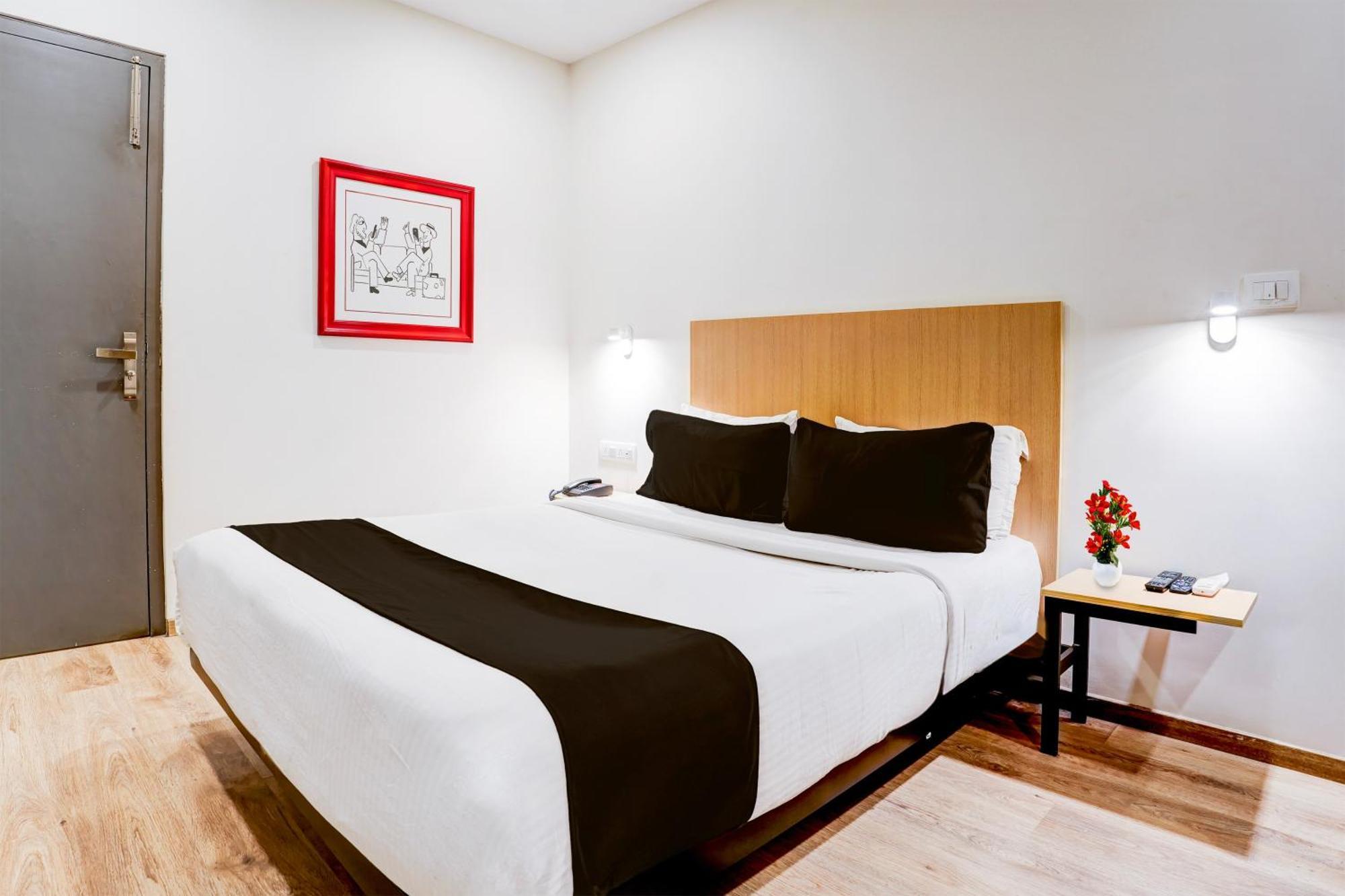 Super Townhouse Ulsoor Near Halasuru Metro Station Bangalore Eksteriør billede