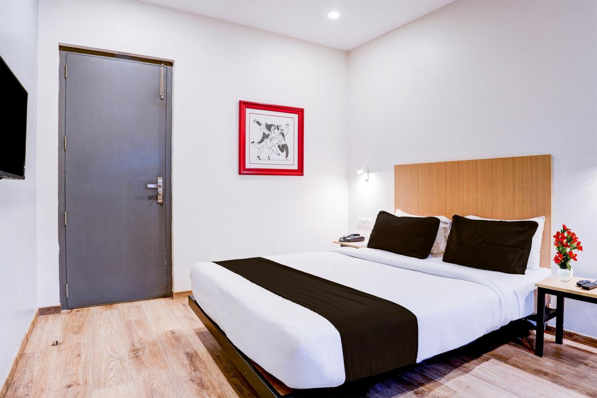 Super Townhouse Ulsoor Near Halasuru Metro Station Bangalore Eksteriør billede