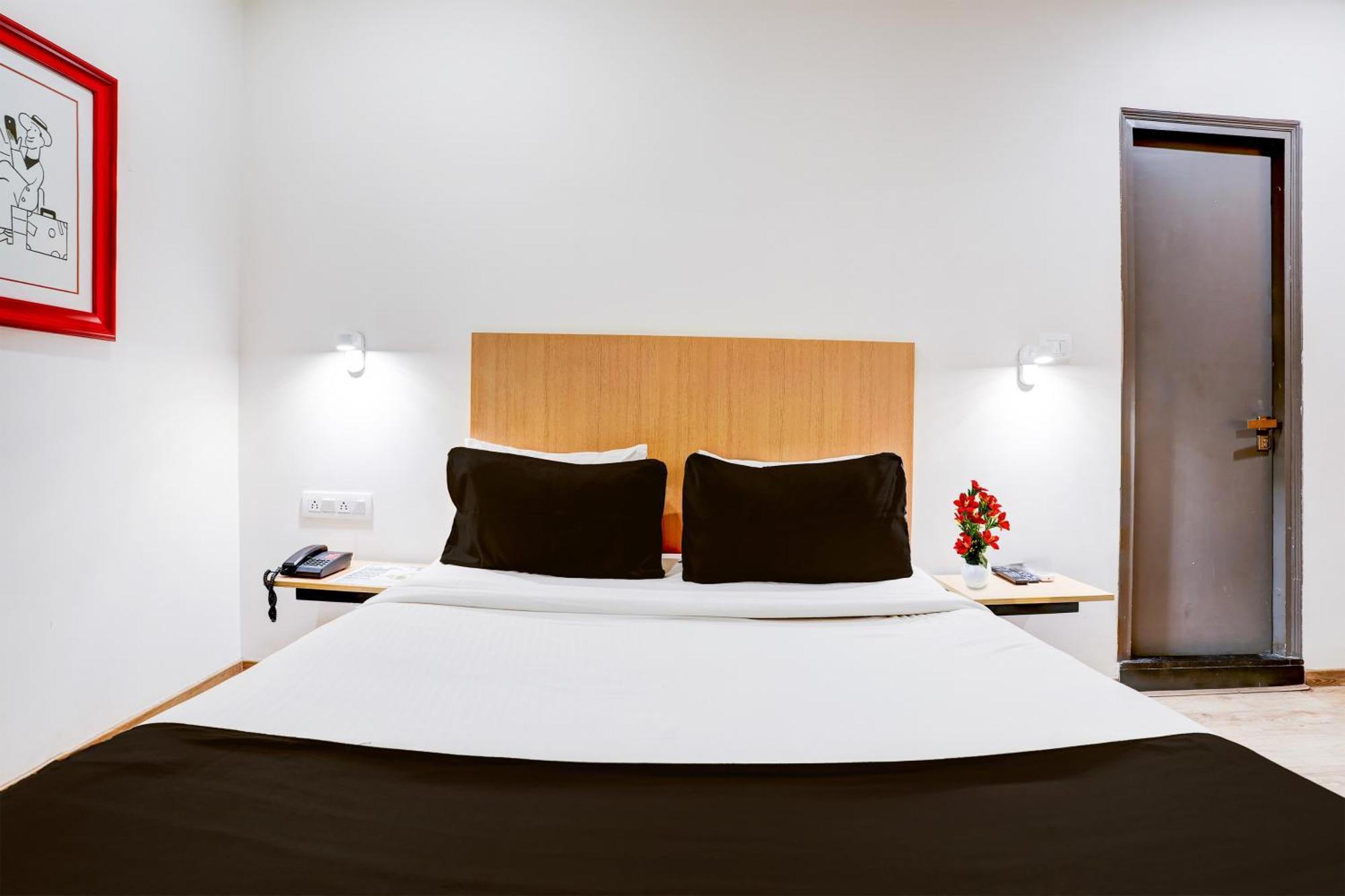 Super Townhouse Ulsoor Near Halasuru Metro Station Bangalore Eksteriør billede